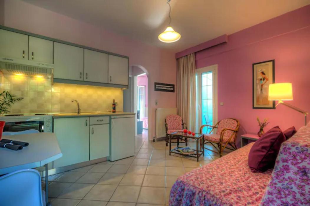 Heraklion Beach Hideaway Explore, Relax, Repeat-3 Gazi Exterior foto